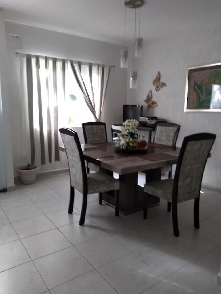 Casa Con Dos Habitaciones Disponibles Cancun Homestay