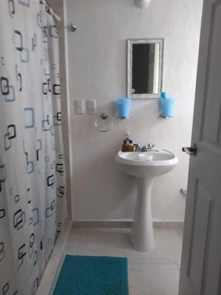 Casa Con Dos Habitaciones Disponibles Cancun Mexico